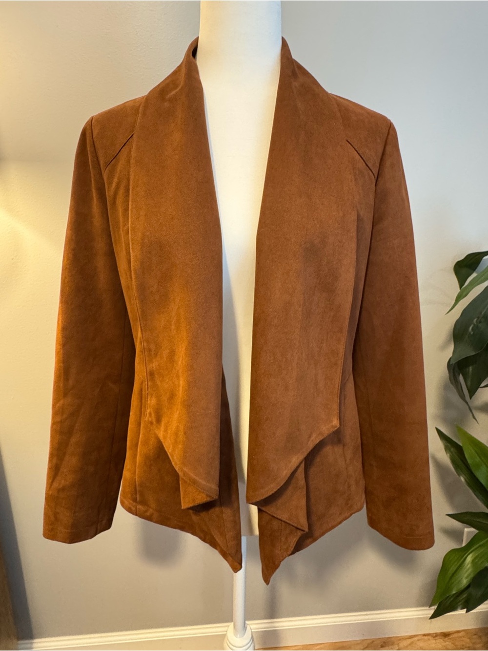 V Cristina Women's Open Front Faux Suede Jacket in Rust